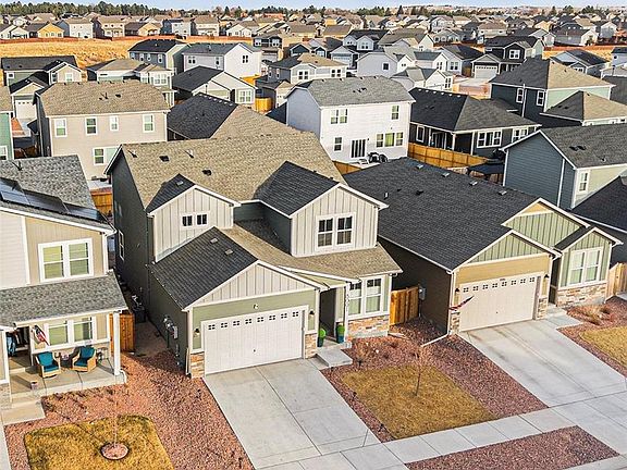 2nd image of 8091 Goldenray Pl