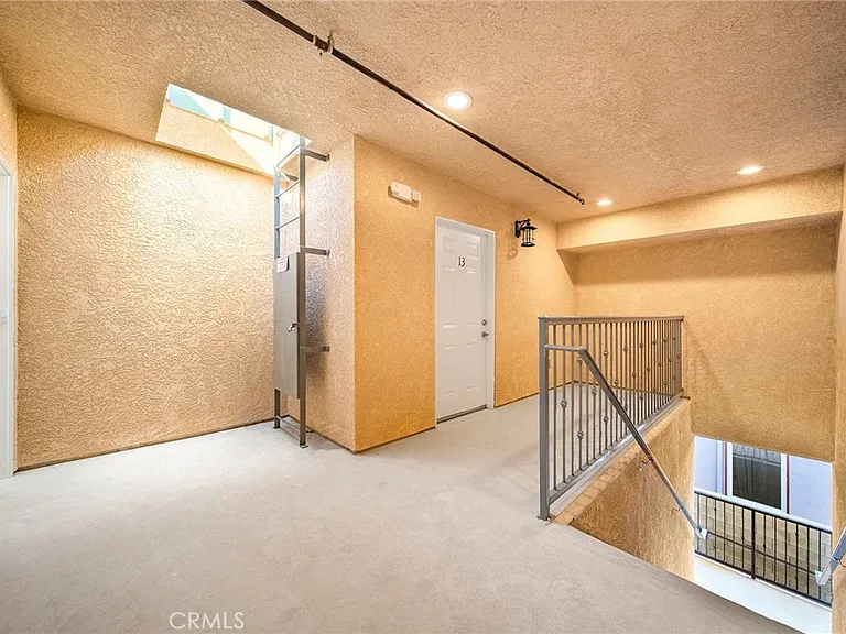 5639 Huntington Dr N #1 — Photo 5
