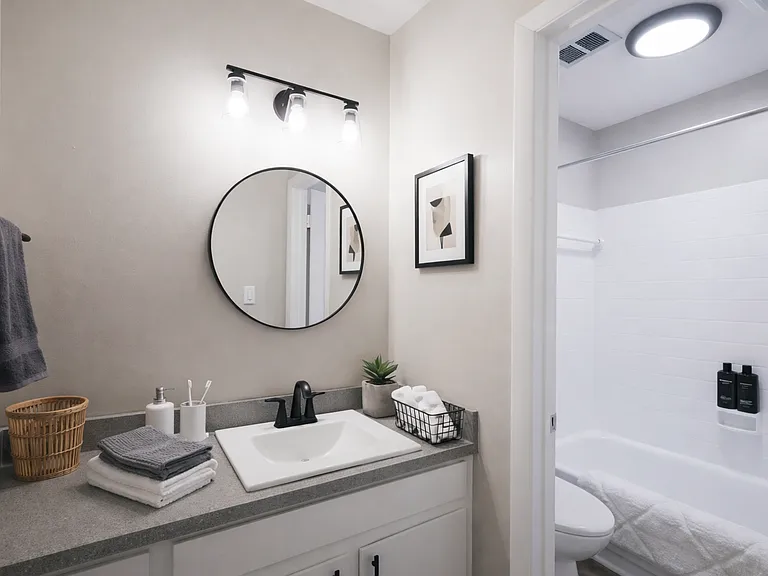 Hampton Hall | Comfort, Convenience, & Community All In One — Photo 371