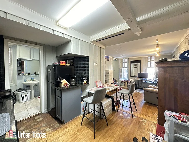 2141 W Webster Ave #BF — Photo 14