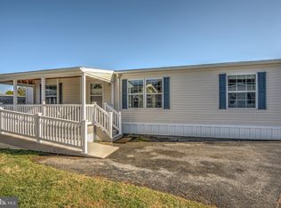 20 Janis Rd, Gordonville, PA 17529