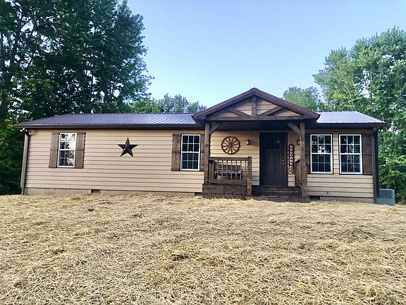2nd image of 292 Harmony Rd