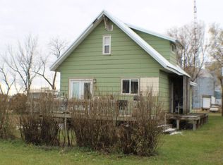 107 Lawrence Ave, Epping, ND 58843