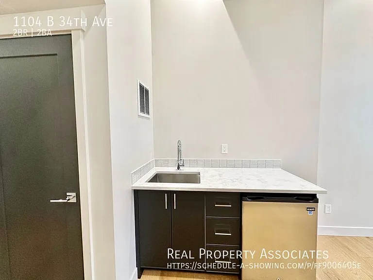 1104B 34th Ave — Photo 6