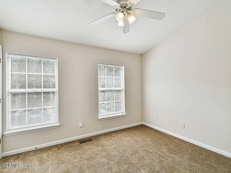 3542 Lone Tree Ln — Photo 22
