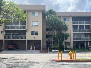 17000 NW 67th Ave APT 335, Hialeah, FL 33015