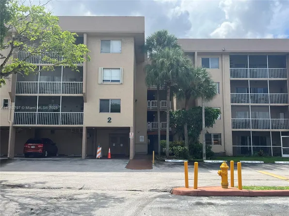 17000 NW 67th Ave APT 335, Hialeah, FL 33015