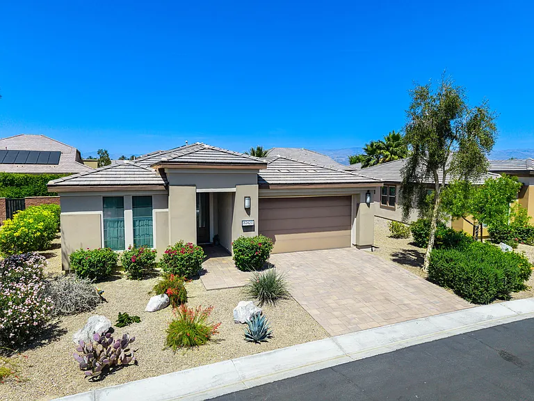 82420 Cathedral Canyon Dr — Photo 26