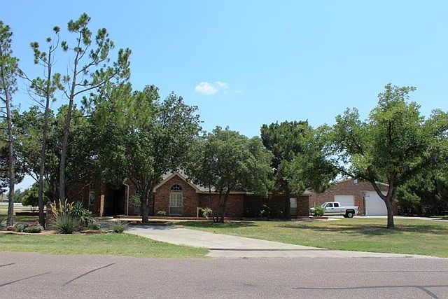 1st image of 8101 Edinburgh Dr