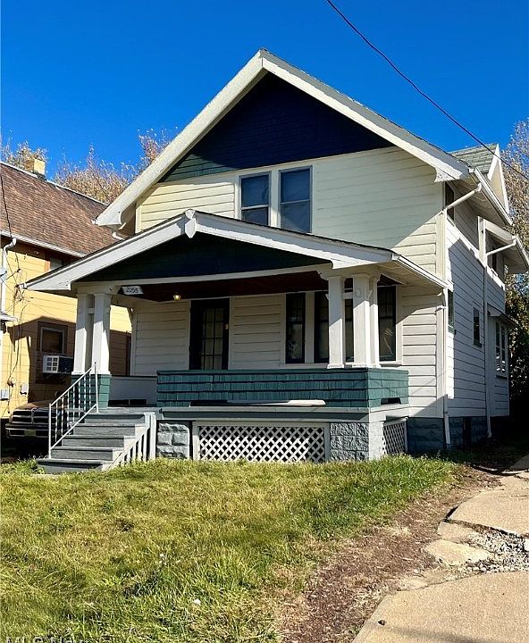 1st image of 2055 W 104th St