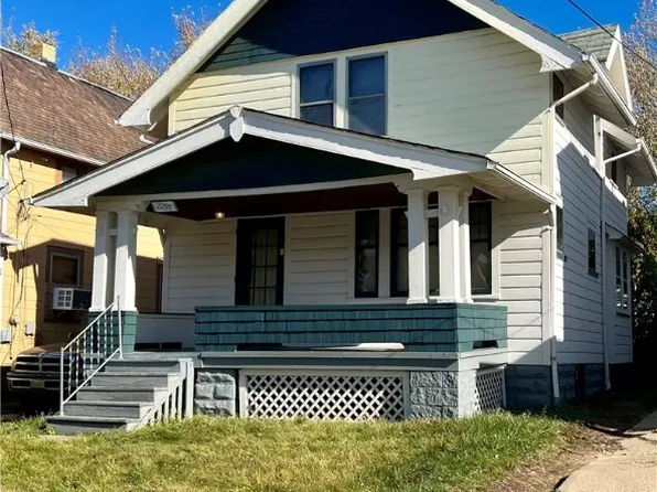 2055 W 104th St, Cleveland, OH 44102