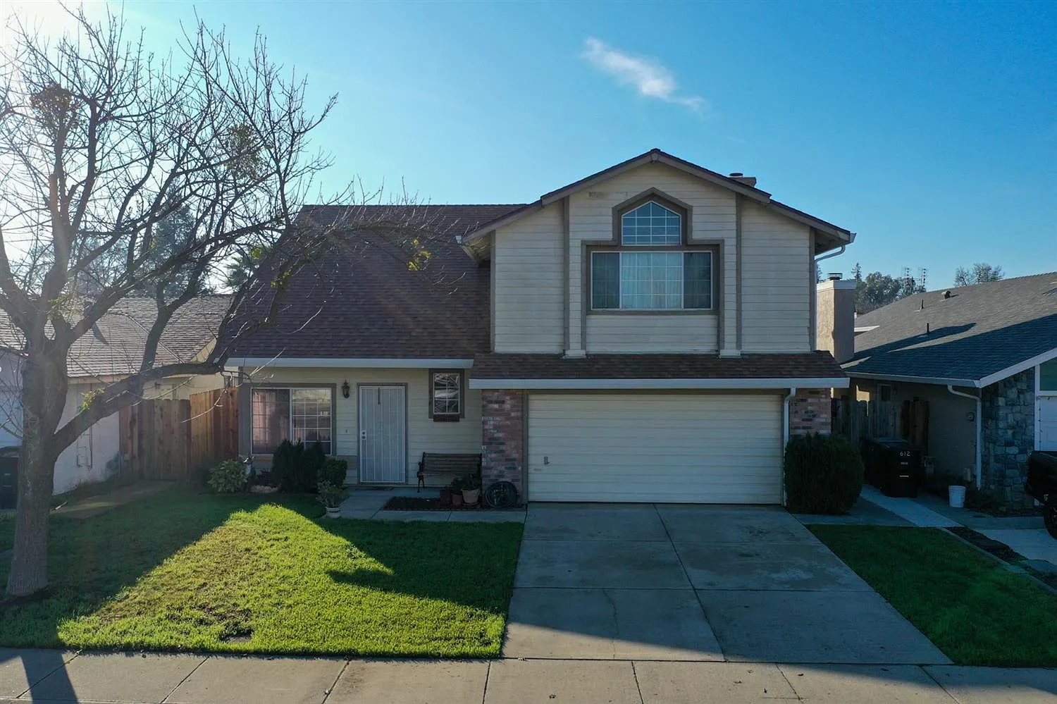 616 Wendy Ct photo 1