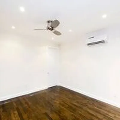 Rented by Francine Realty | media 22