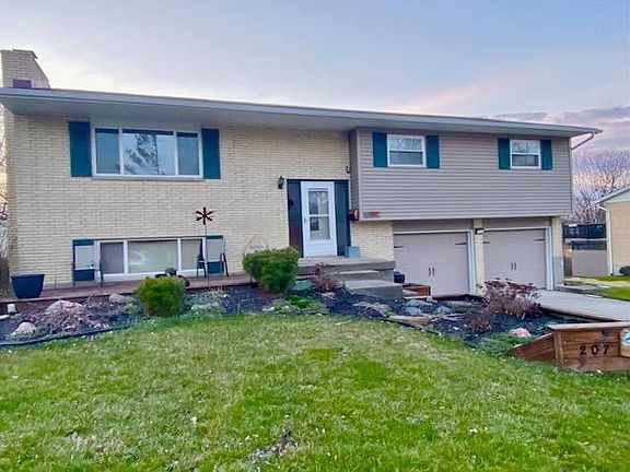 2nd image of 207 Stadia Dr