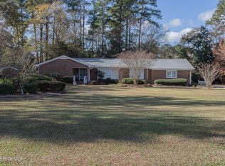 1296 Wolf Swamp Rd, Jacksonville, NC 28546