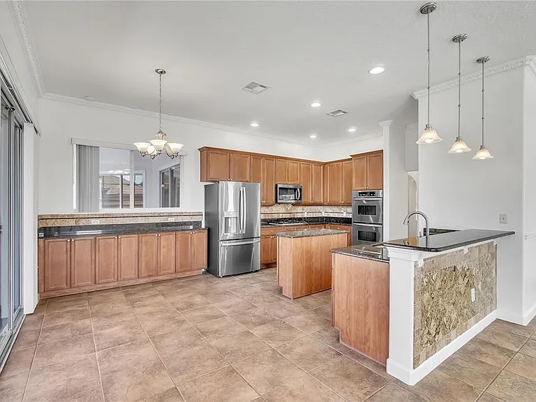 11538 Delwick Dr — Photo 6