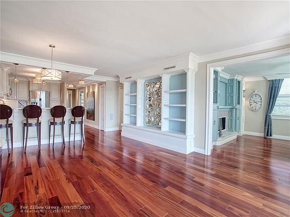 4th image of 2901 S Palm Aire Dr APT 510
