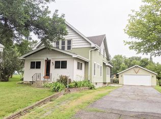 82 High Ave, Gaylord, MN 55334