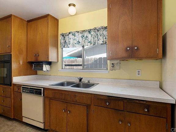 2nd image of 4565 Berwick Dr