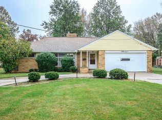 599 Meadowlane Dr, Richmond Heights, OH