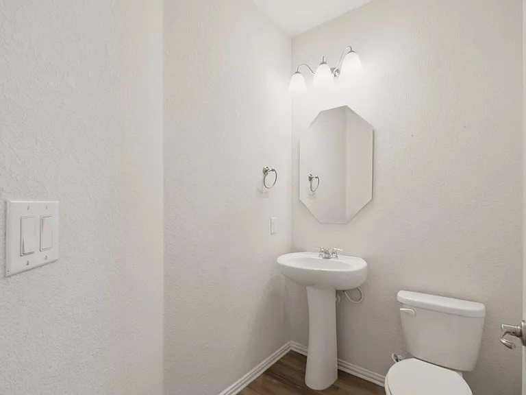 6910 Kate Reed Dr — Photo 18