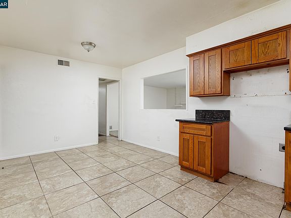 5th image of 7366 21st St