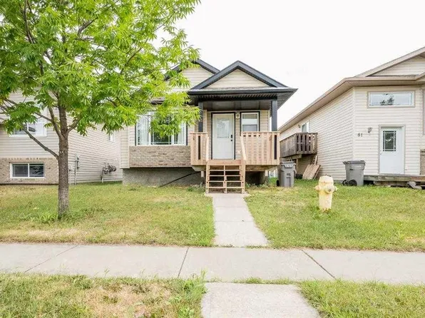 85 NW Pinnacle Xing, Grande Prairie, AB T8W 2X4