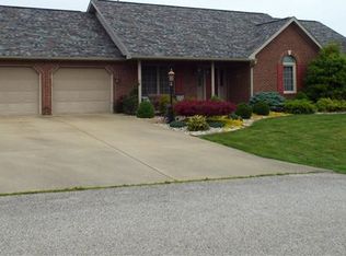 903 Mohawk Dr, Fort Branch, IN 47648