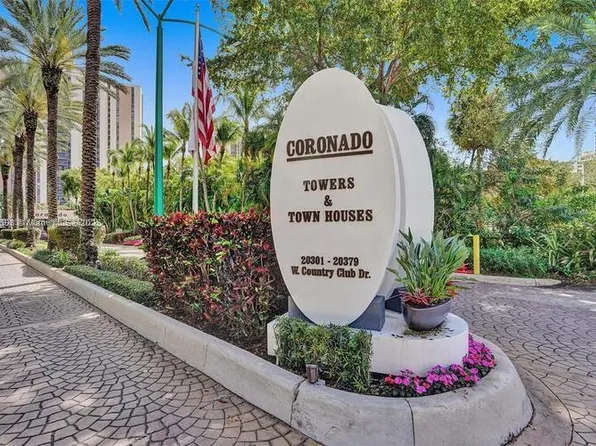 20335 W Country Club Dr APT 905, Miami, FL 33180