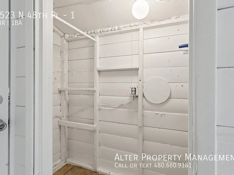 2523 N 48th Pl #1 — Photo 5