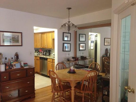 2nd image of 2400 Clarendon Blvd Ph 3