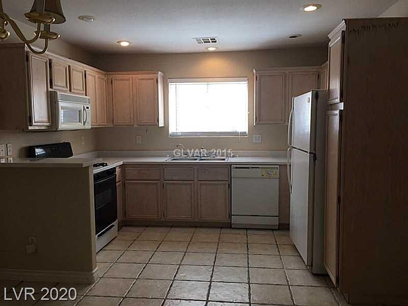 1st image of 5452 Green Horn St