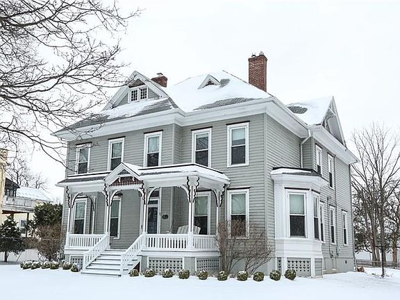 2nd image of 203 N Main St