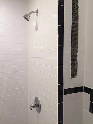 Rented by Metroline Realty | media 68