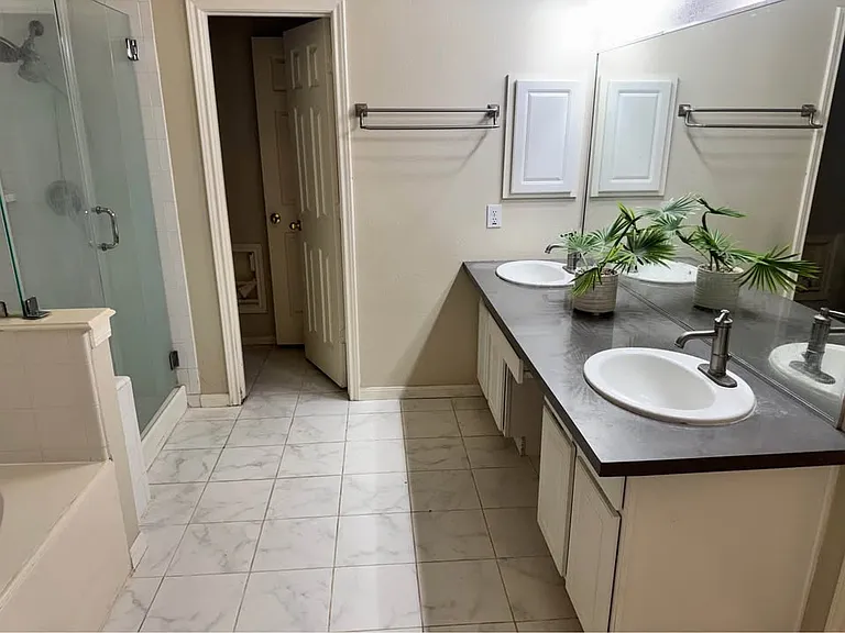 3706 Heritage Colony Dr — Photo 9