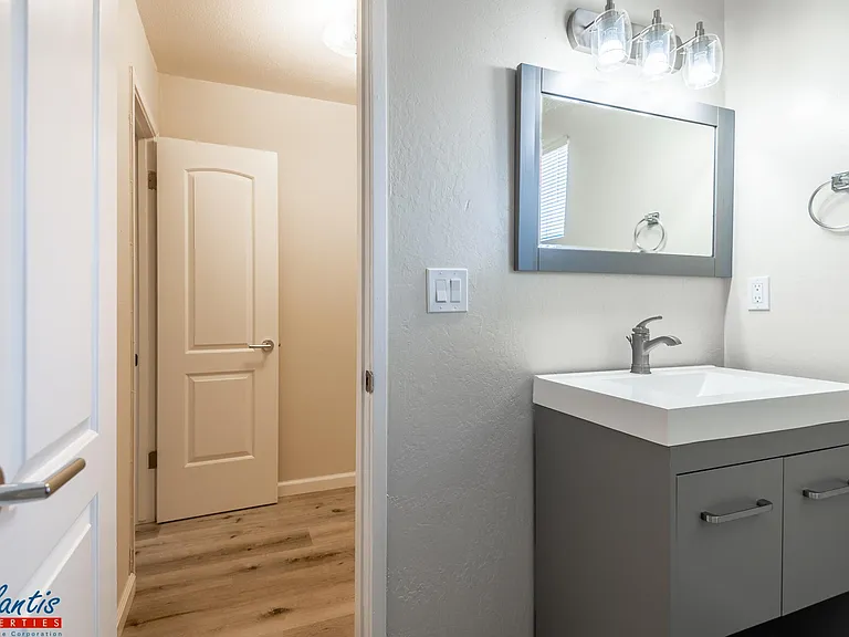 100 Caledonia St #2 — Photo 5