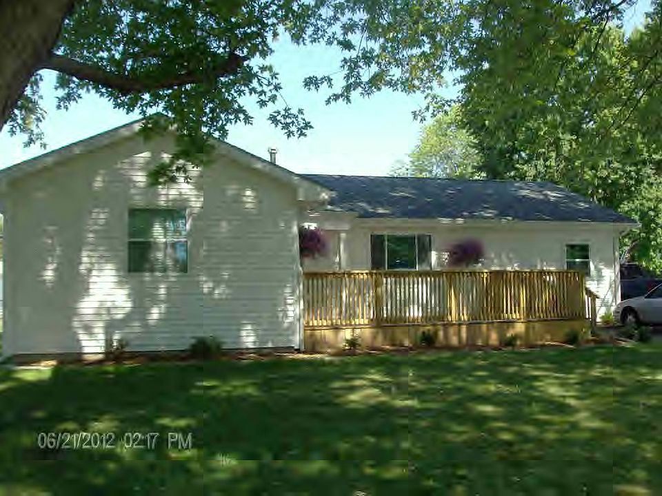 1st image of 709 N Maple St