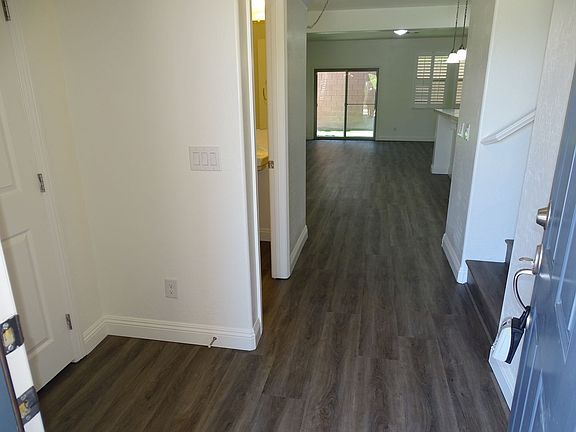 3rd image of 6451 Dollis Hill St