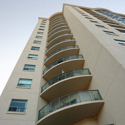 4th image of 520 Talbot St #1565429