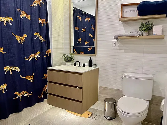 Rented by Compass | media 6