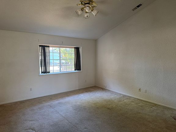2nd image of 167 Via Mission Dr