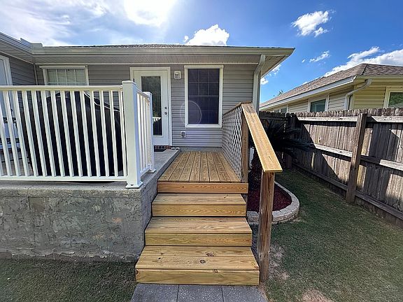 5th image of 1143 Brownfield Rd