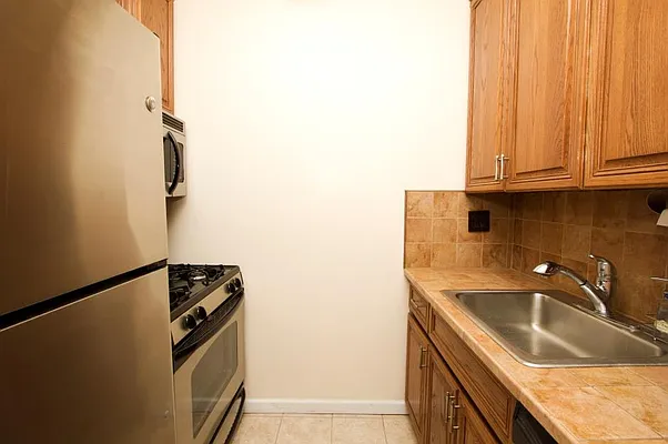 Rented by Trump International Realty | media 16