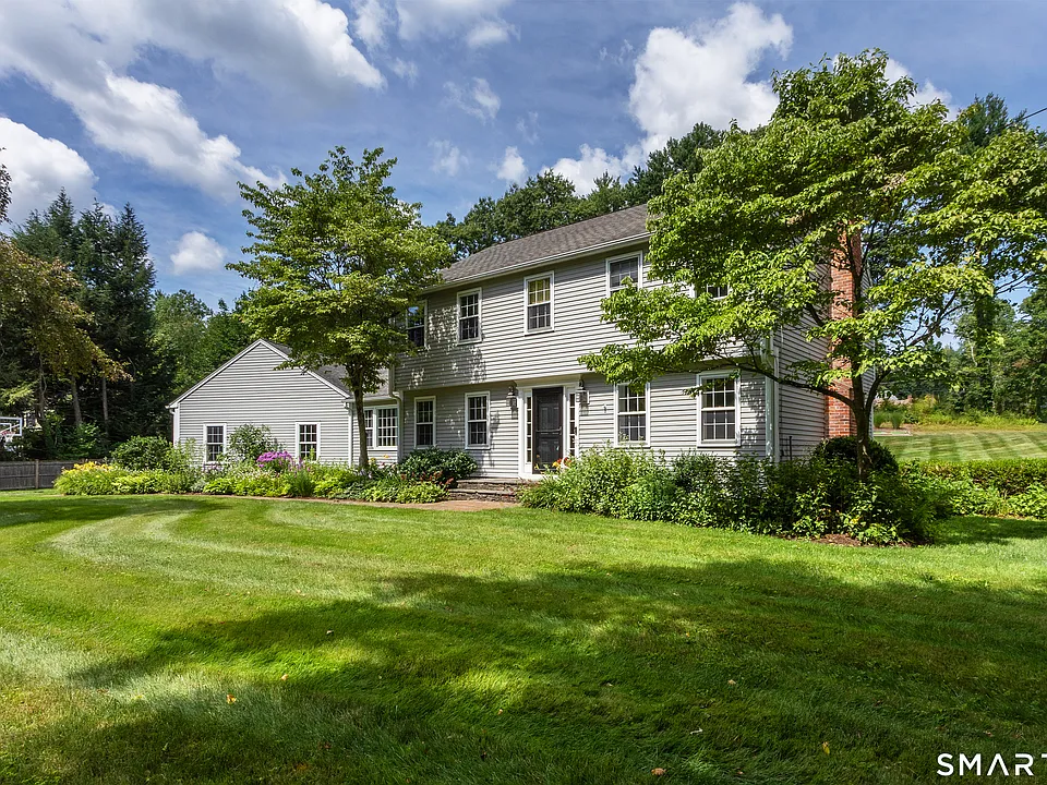 50 Fox Den Rd