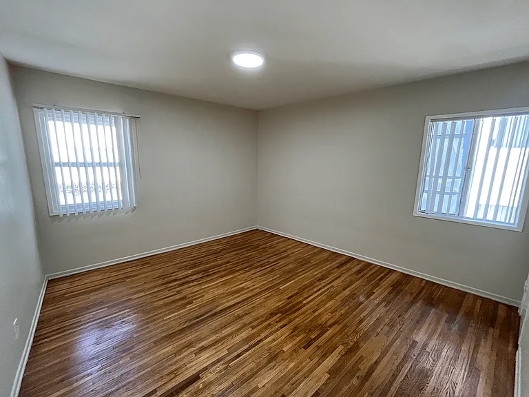 652 Veteran Ave — Photo 118