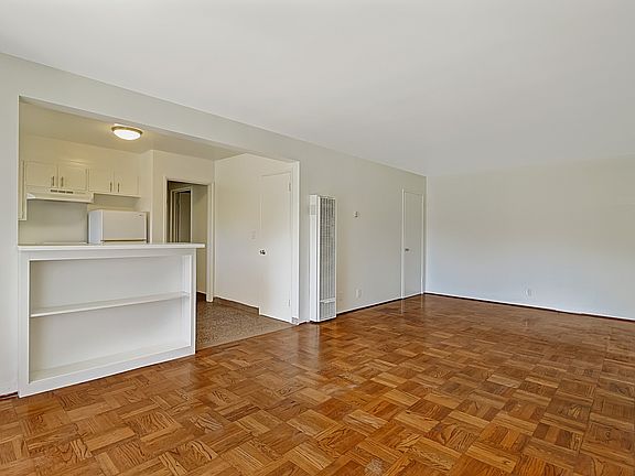 3rd image of 216 N Milpas St APT E