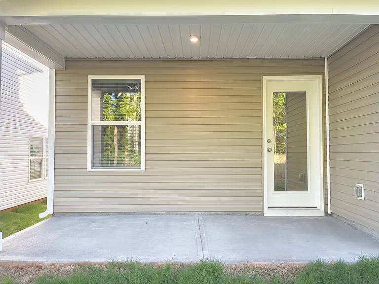 107 Paddock Glen Dr — Photo 32