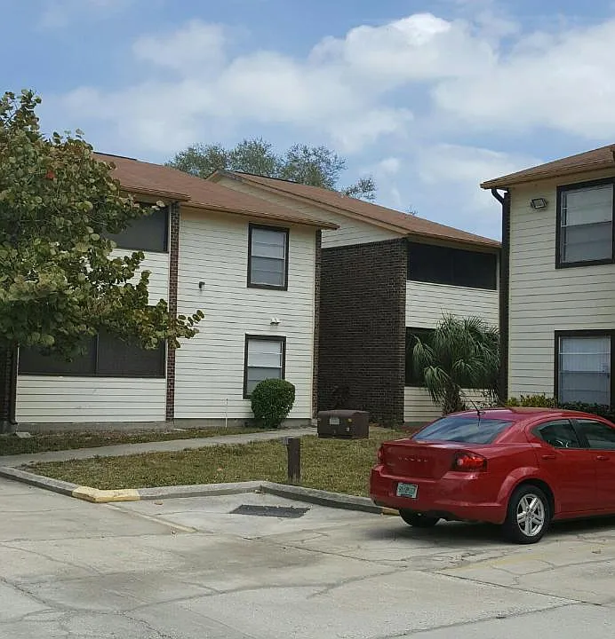 1400 Gandy Blvd N #416