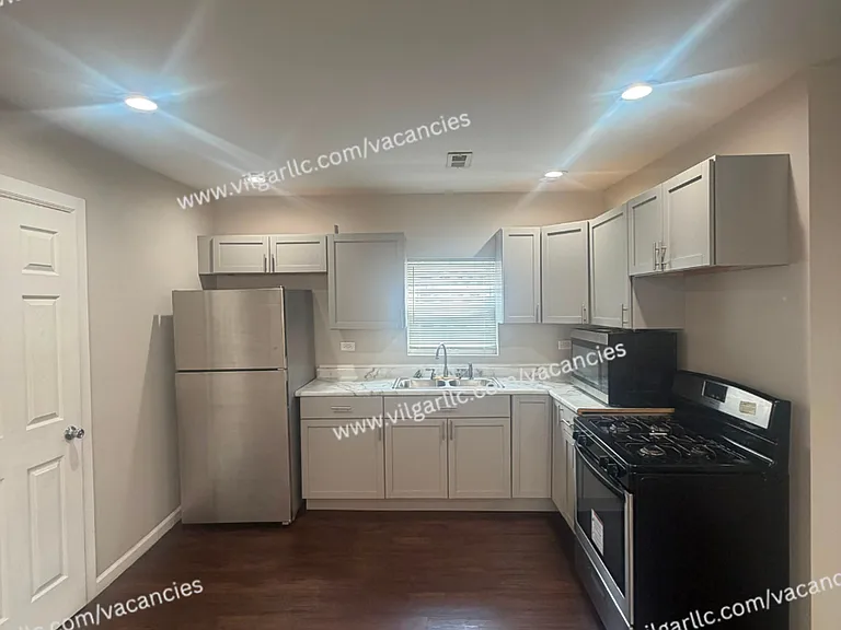4023 Deodar St — Photo 6