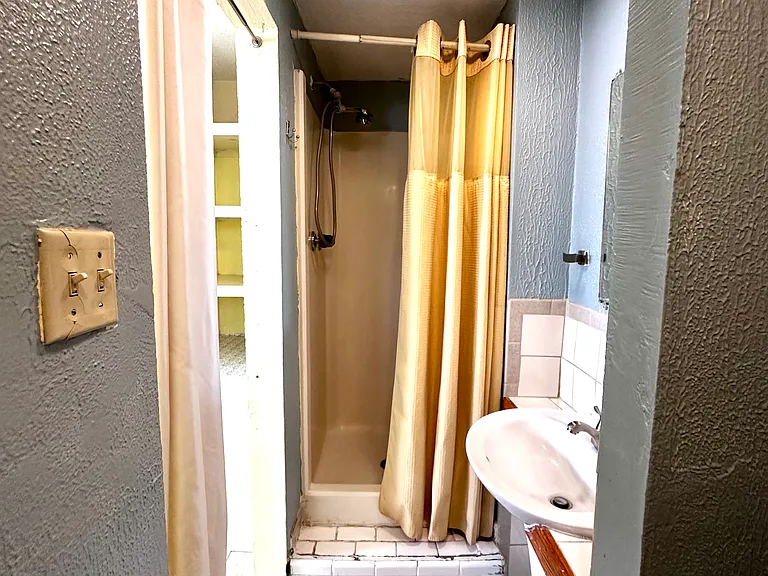 1150 Park Blvd #B — Photo 6